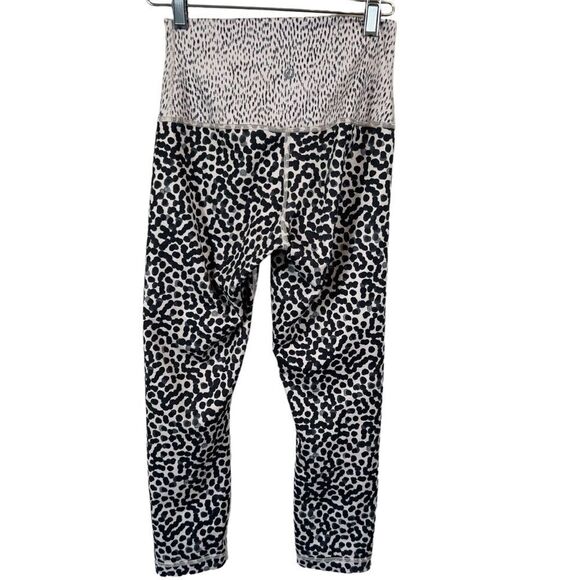 Lululemon Wunder Under Crop II Ace Spot Grain Black/Dottie Dash Grain Black - Picture 11 of 12